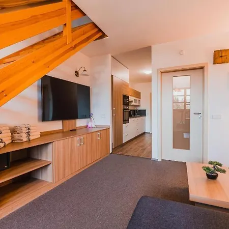 Mountain Retreat - Orlické Hory Apartamento